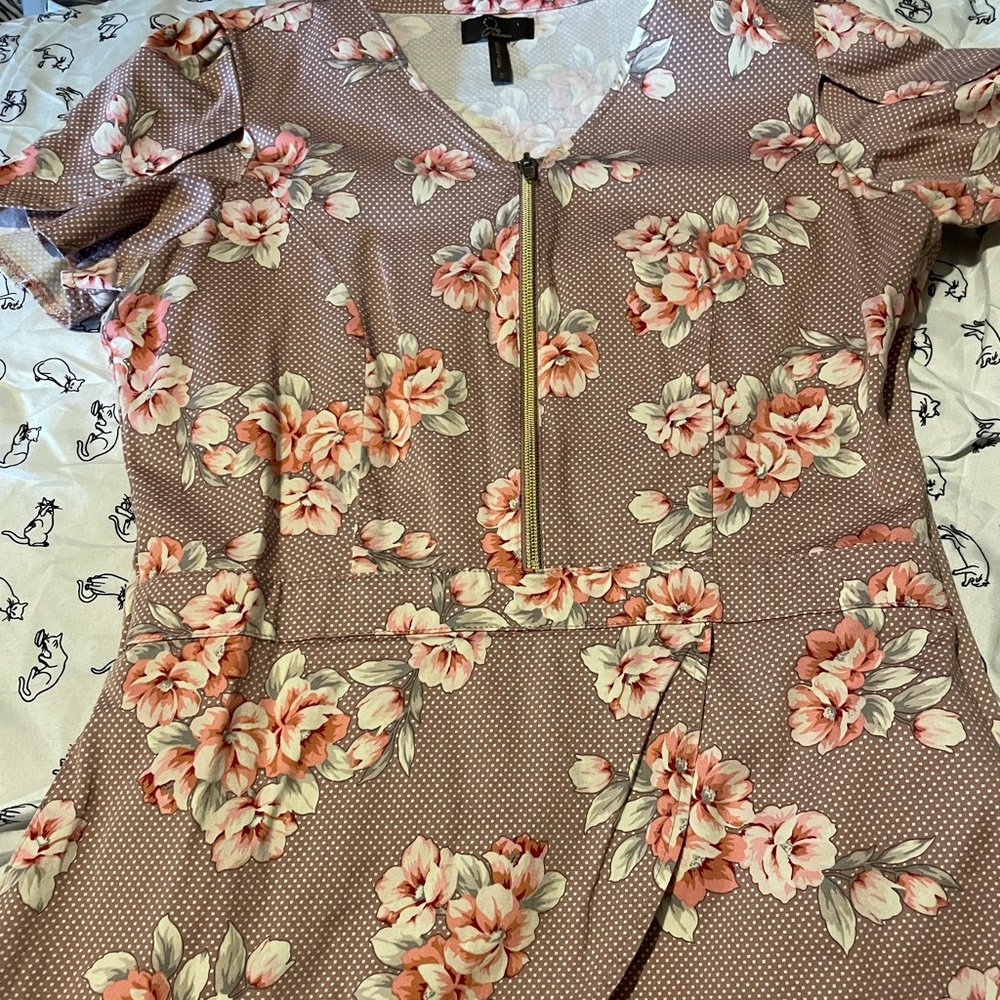 Jaanuu scrub set